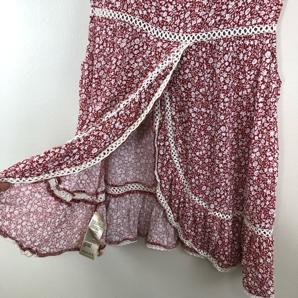 Anthropologie Maeve red floral split back sleeveless top size medium - Picture 8 of 12